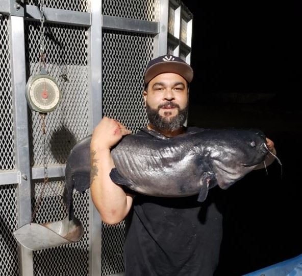 Carlos Castro 35 lb Cat 25 Aug 18 Salmon East Buoy